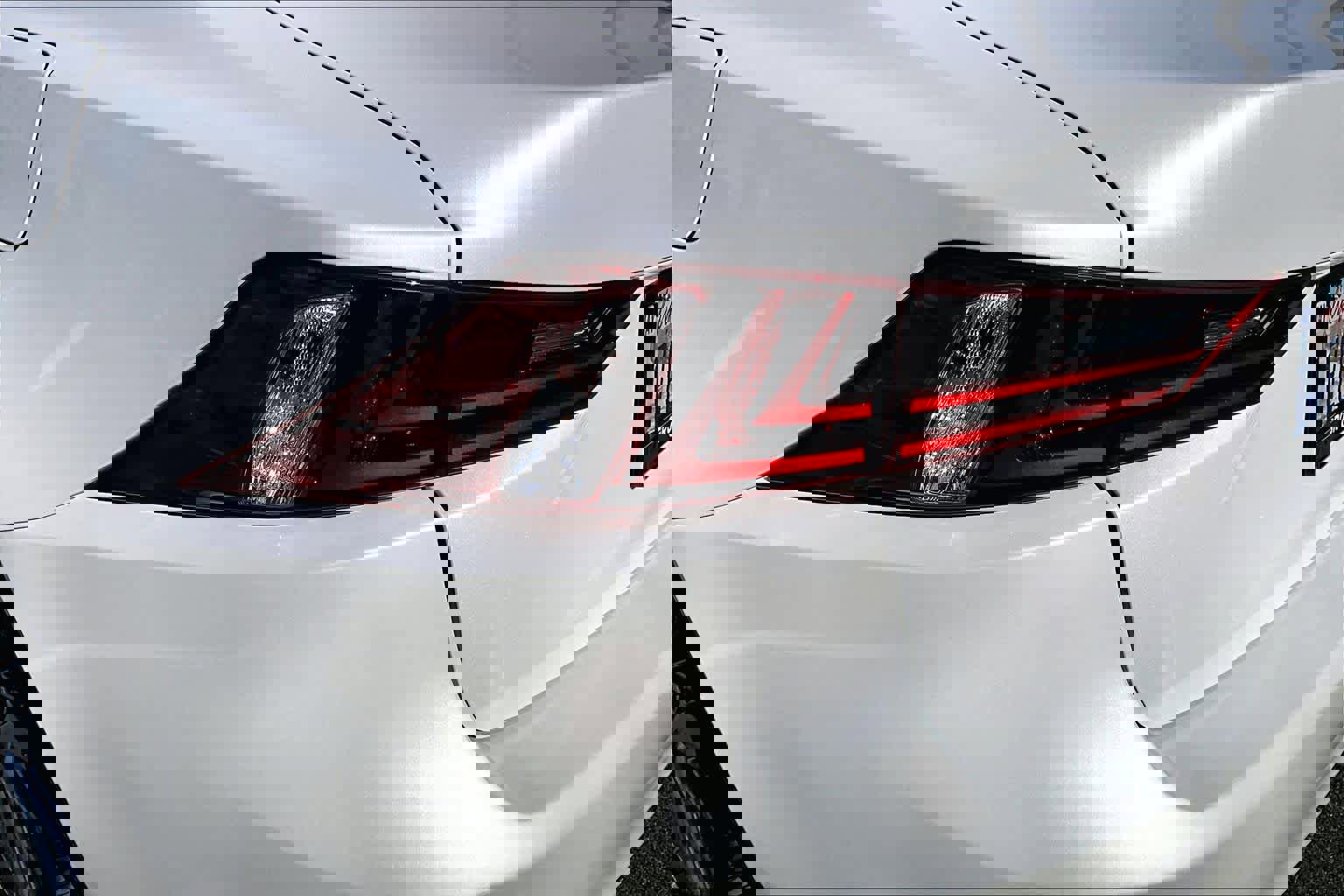 Used 2016 Lexus IS 200t w/ Navigation System Package RWD image 27