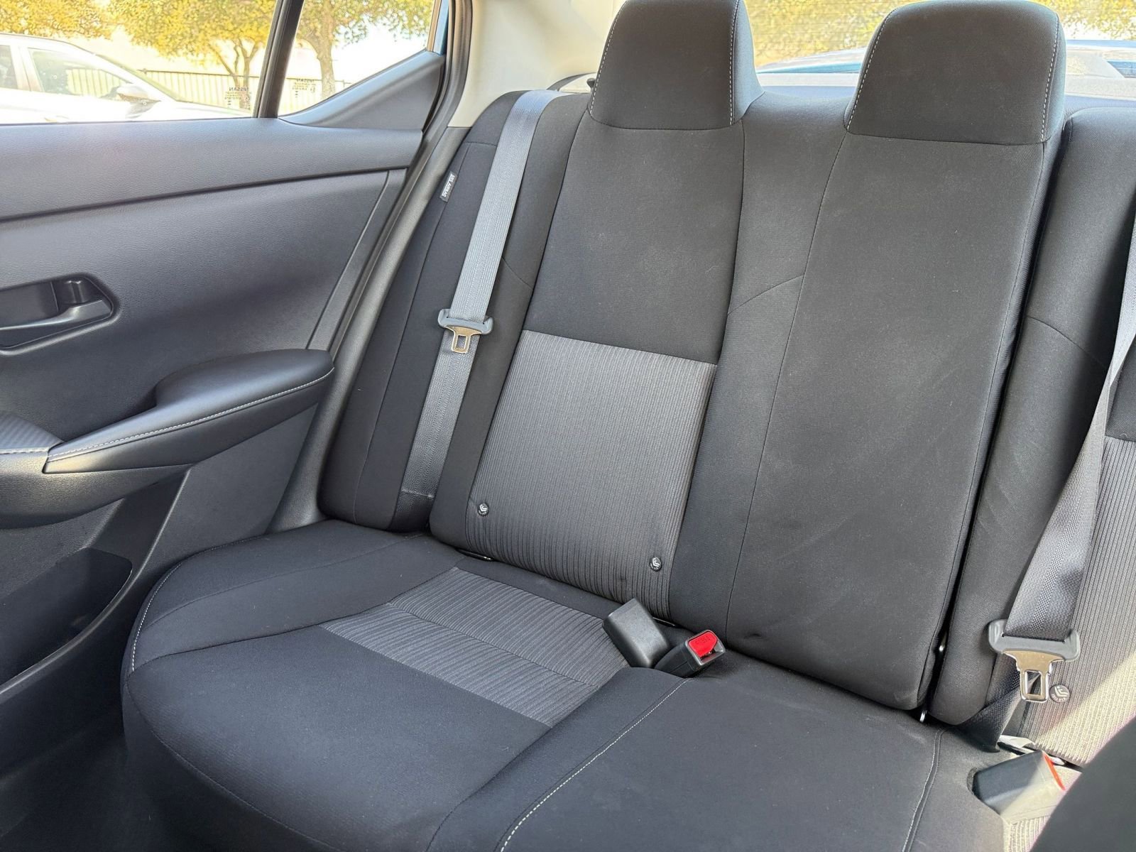 Used 2025 Nissan Sentra SV image 39