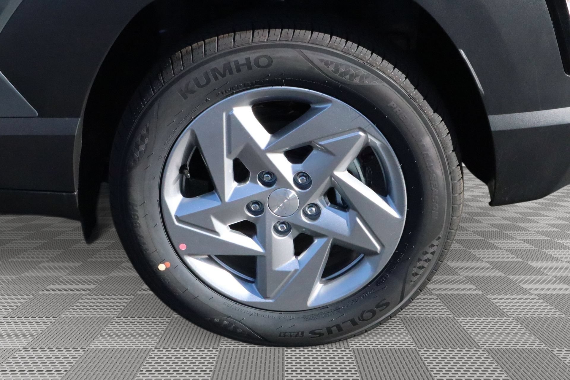 New 2026 Hyundai Kona SE FWD image 5