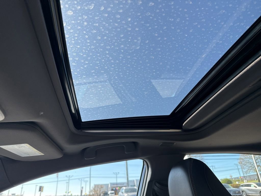 Used 2019 Toyota Avalon Touring w/ All Weather Liner Package FWD image 21