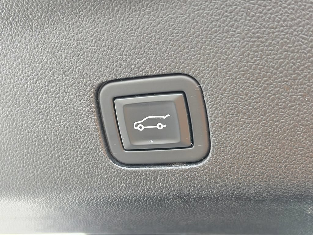 Used 2021 Chevrolet Tahoe LT AWD/4WD image 9