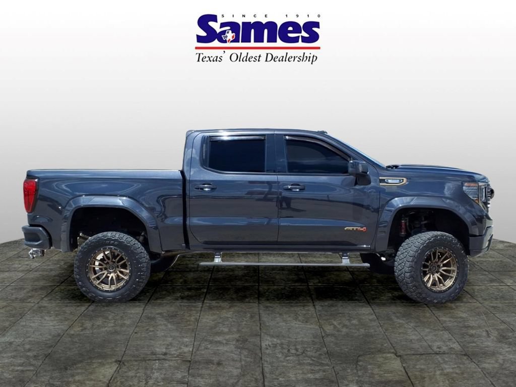 Used 2023 GMC Sierra 1500 AT4 w/ Technology Package AWD/4WD image 2
