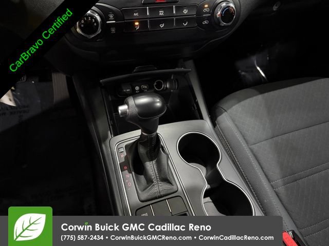 Used 2017 Kia Sorento FWD image 27