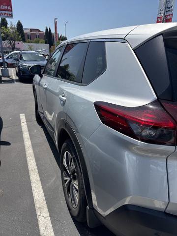 Certified 2023 Nissan Rogue SV FWD image 3
