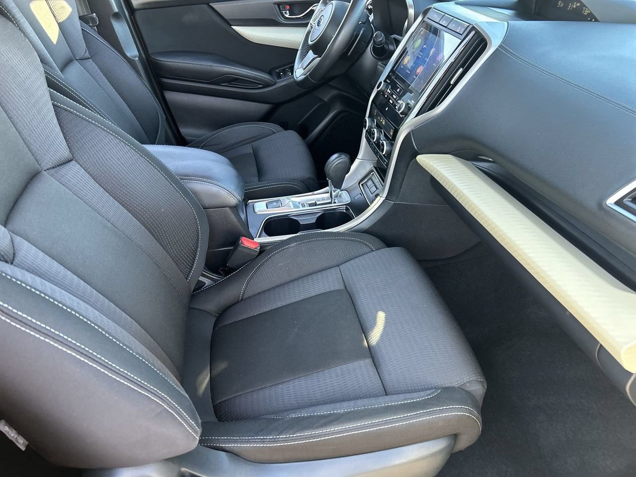 Used 2019 Subaru Ascent Premium AWD/4WD image 8