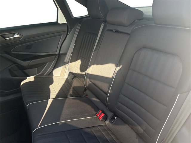 Used 2022 Volkswagen Jetta Sport image 13