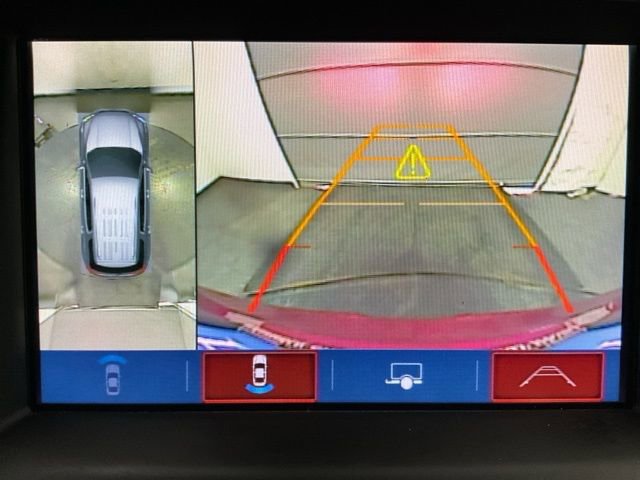 Certified 2019 GMC Acadia Denali w/ Technology Package image 19