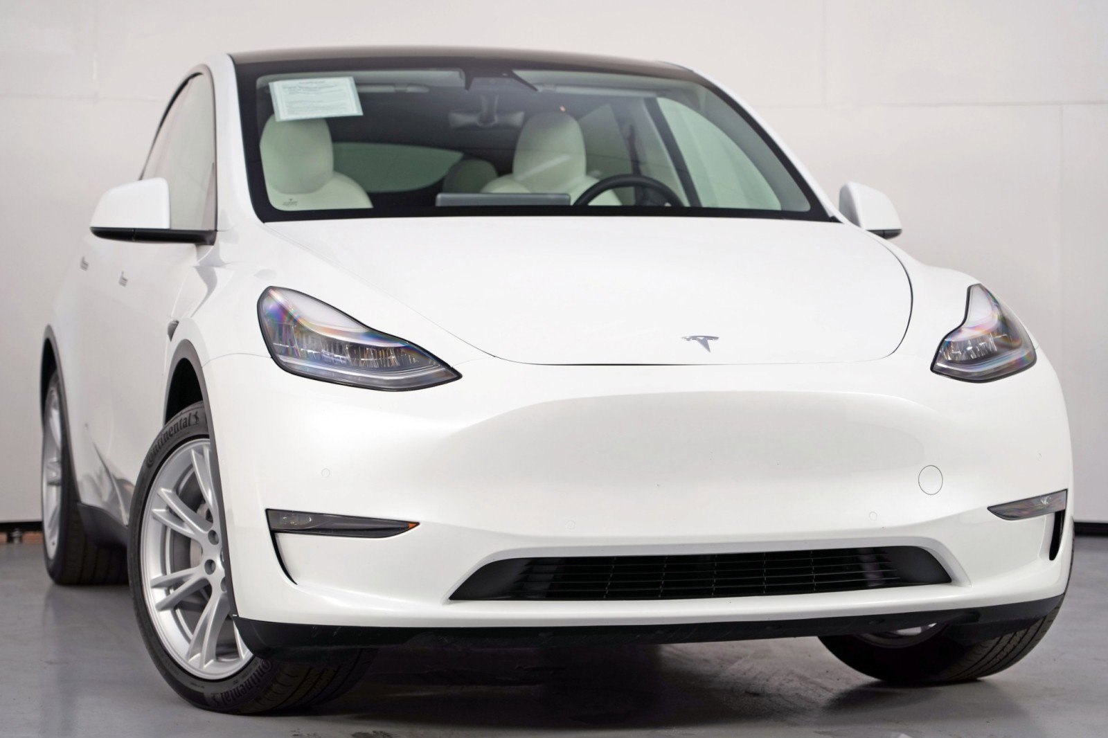 Used 2020 Tesla Model Y Long Range image 4