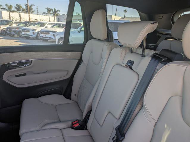 New 2026 Volvo XC90 B6 Plus w/ Protection Package Premier image 12