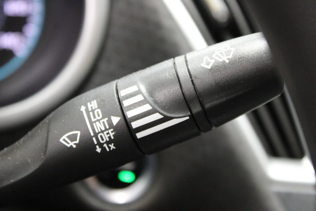 Used 2024 Chevrolet Malibu LT image 34