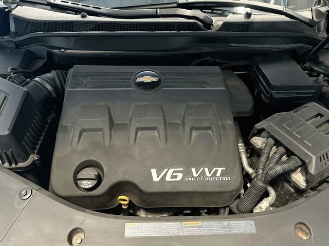 Used 2010 Chevrolet Equinox LTZ AWD/4WD image 30
