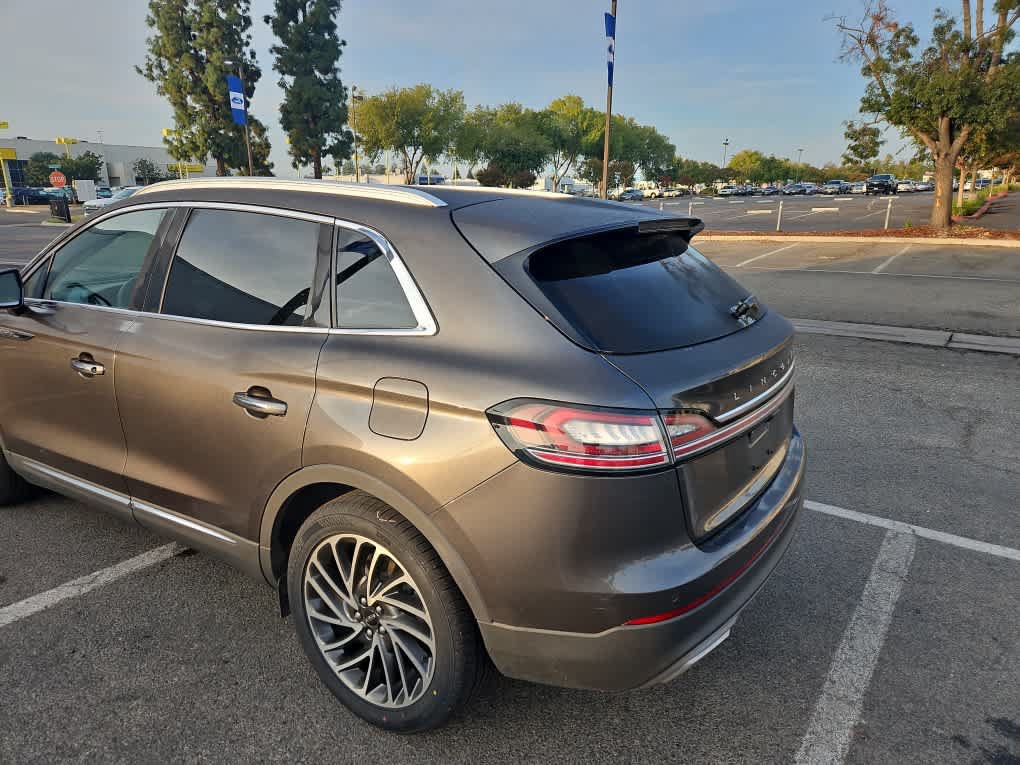 Used 2019 Lincoln Nautilus Reserve w/ Driver Assistance Package FWD image 5