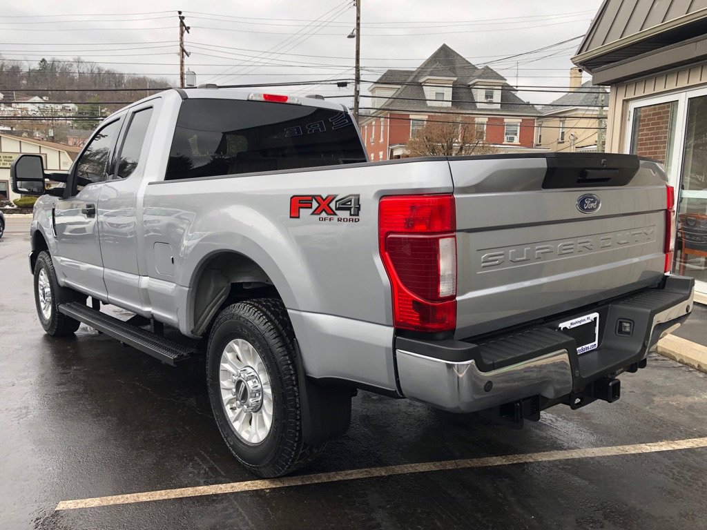 Used 2022 Ford F250 XLT w/ XLT Value Package image 3