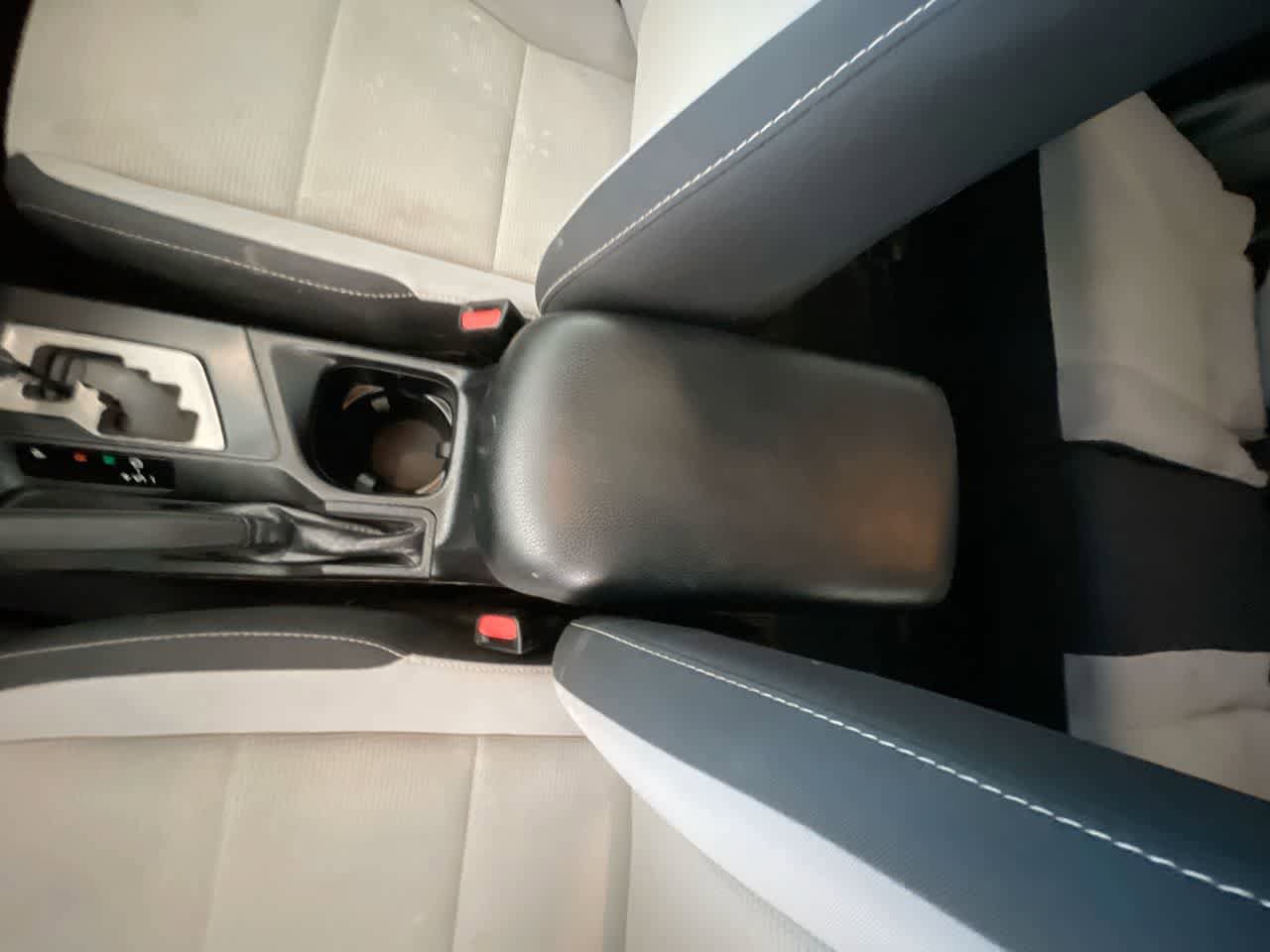 Certified 2018 Toyota RAV4 XLE AWD/4WD image 21