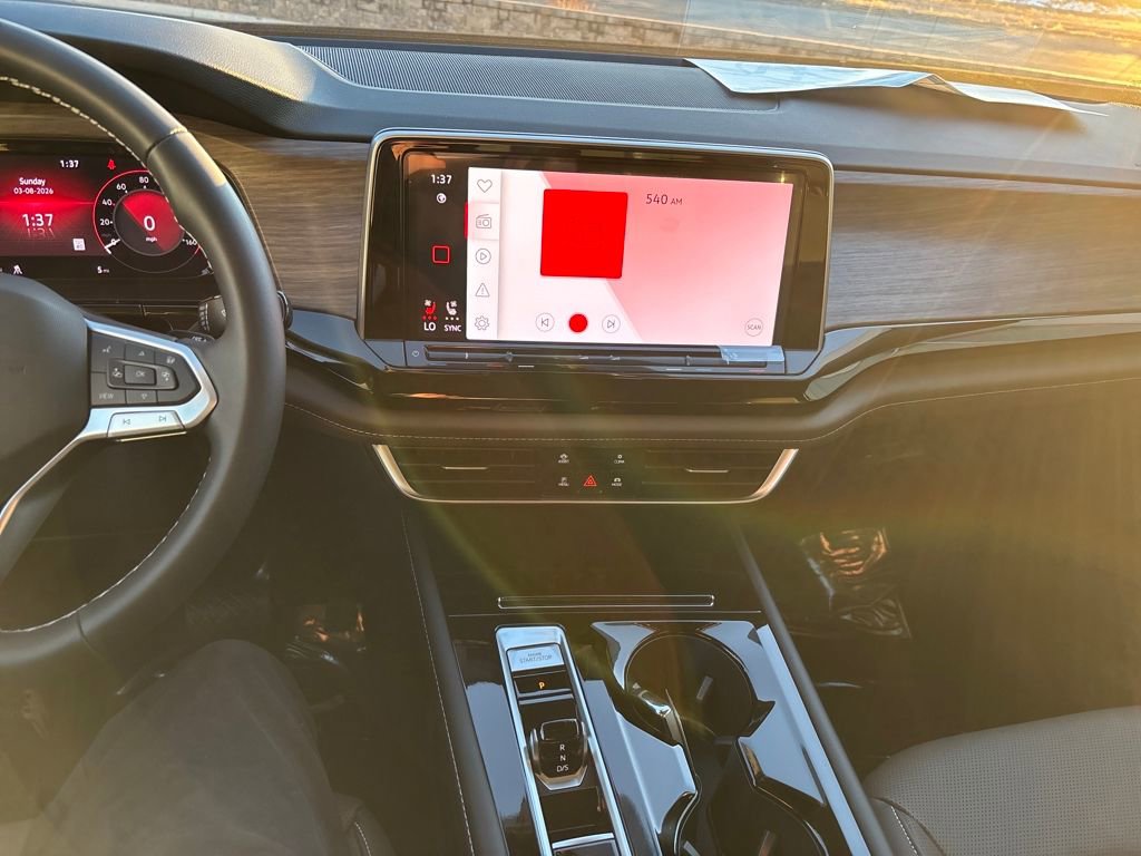 New 2026 Volkswagen Atlas SEL image 14