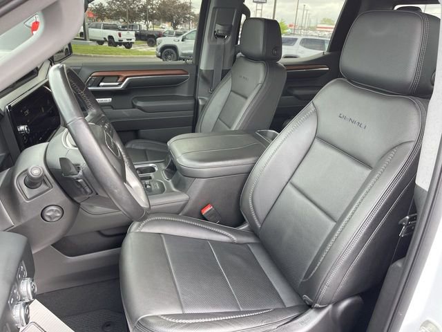 Used 2023 GMC Sierra 1500 Denali w/ Technology Package AWD/4WD image 11