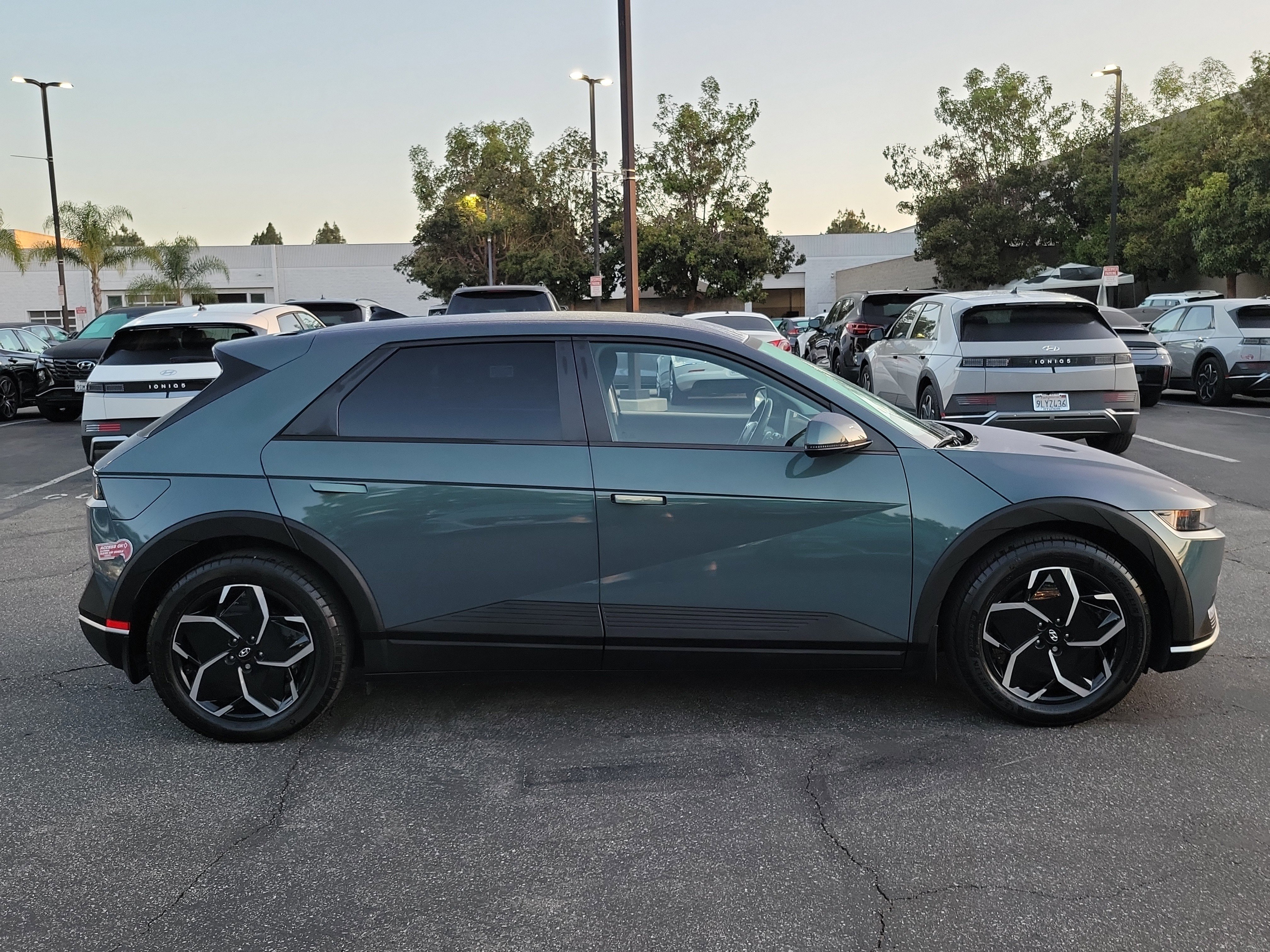 Certified 2024 Hyundai Ioniq 5 SE image 5