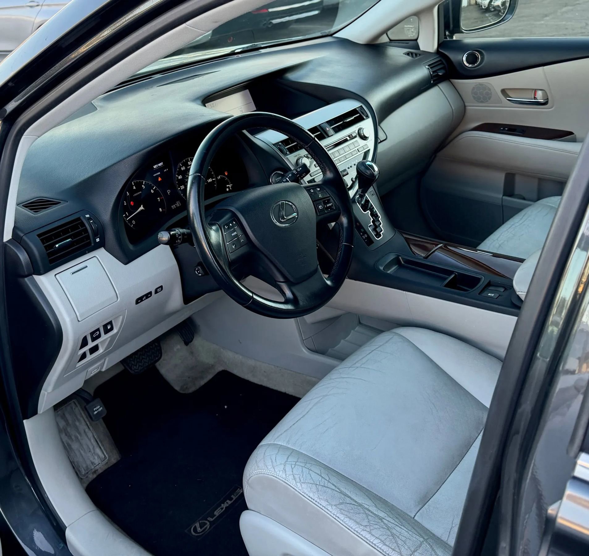 Used 2010 Lexus RX 350 2WD image 12