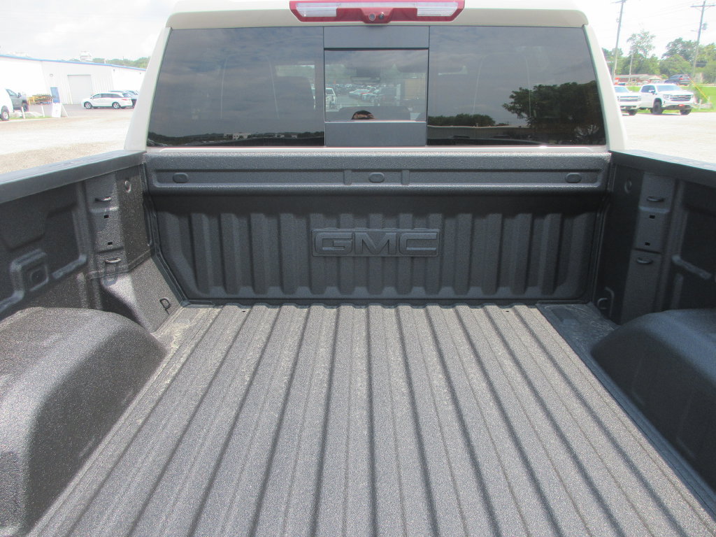 New 2026 GMC Sierra 1500 AT4X AWD/4WD image 9