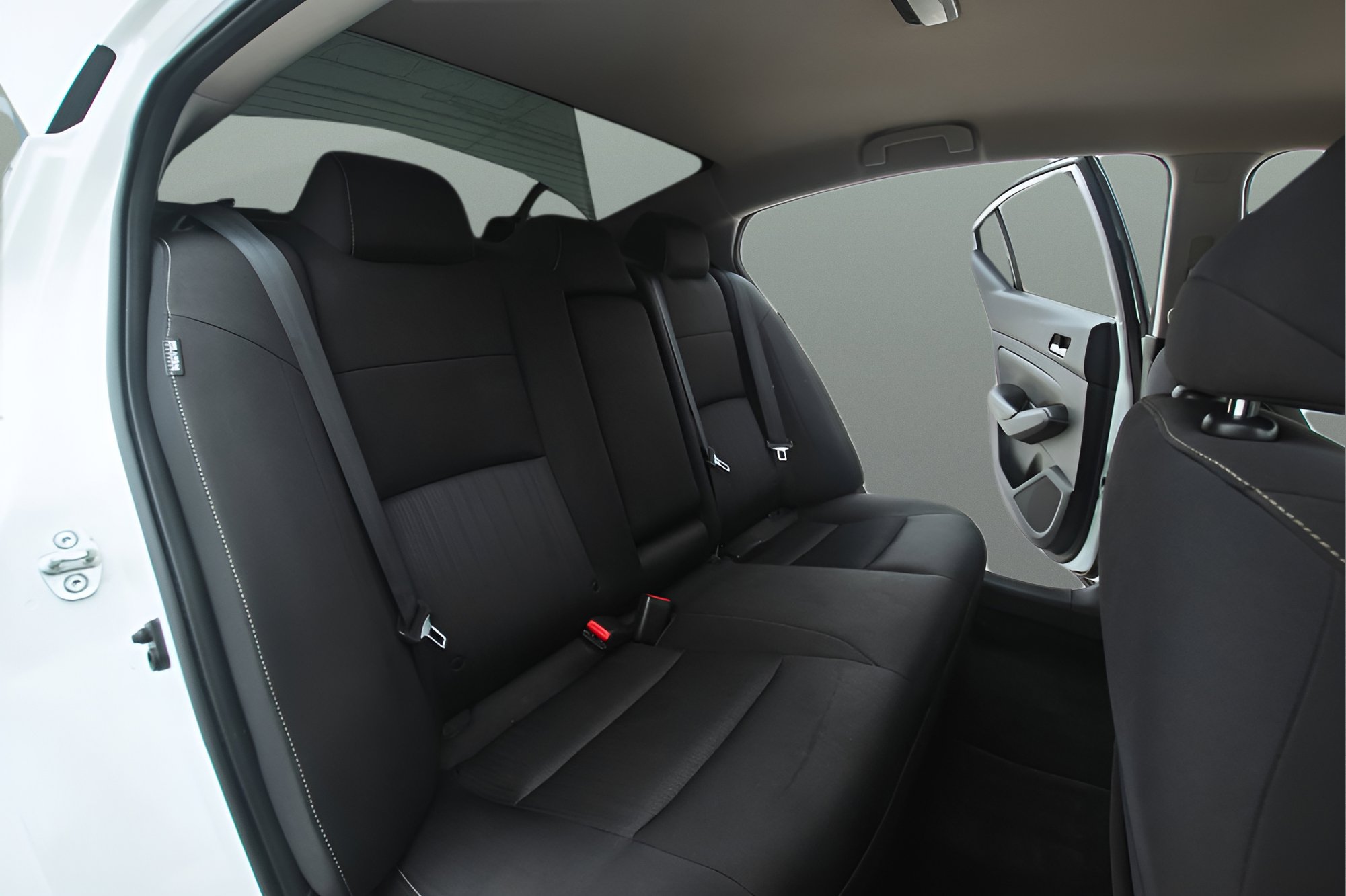Used 2019 Nissan Altima 2.5 S FWD image 17