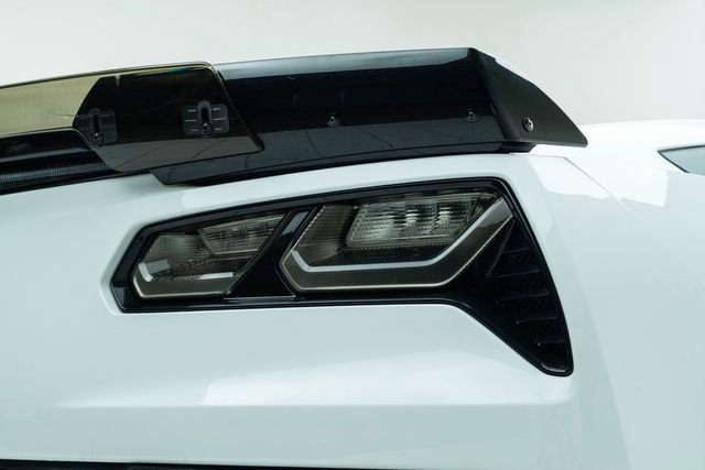 Used 2016 Chevrolet Corvette Z06 w/ 3LZ Preferred Equipment Group image 16