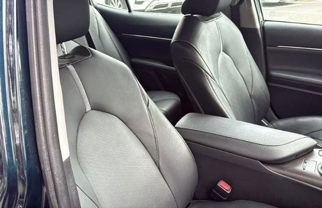 Used 2021 Toyota Camry XSE w/ Navigation Package FWD image 6