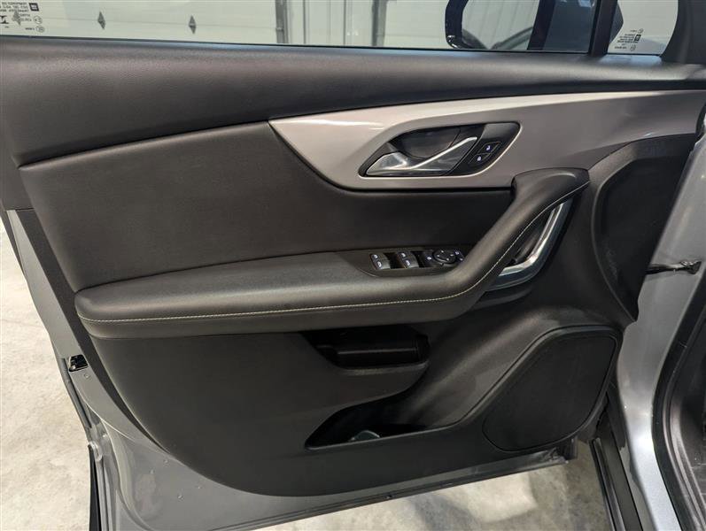Used 2023 Chevrolet Blazer LT image 17