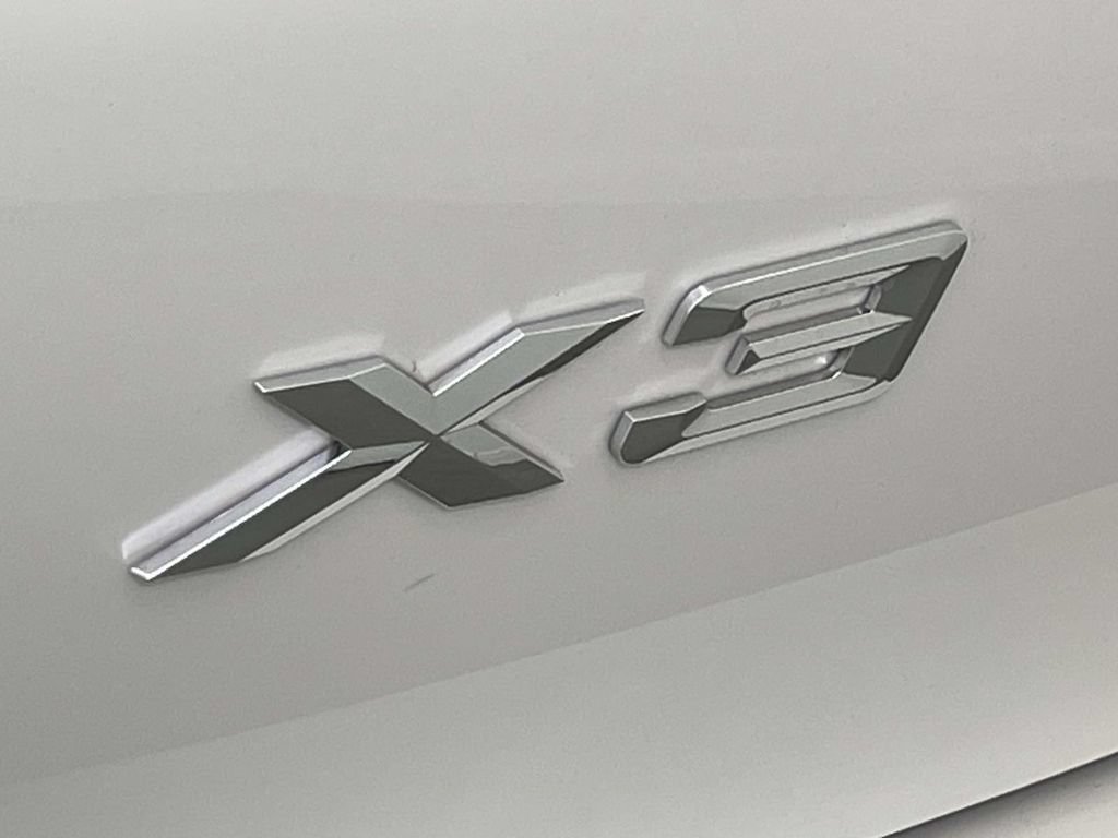 Used 2023 BMW X3 xDrive30i w/ M Sport Package AWD/4WD image 11