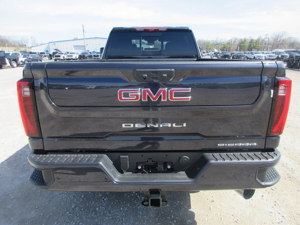 New 2026 GMC Sierra 3500 Denali w/ Denali Reserve Package image 6