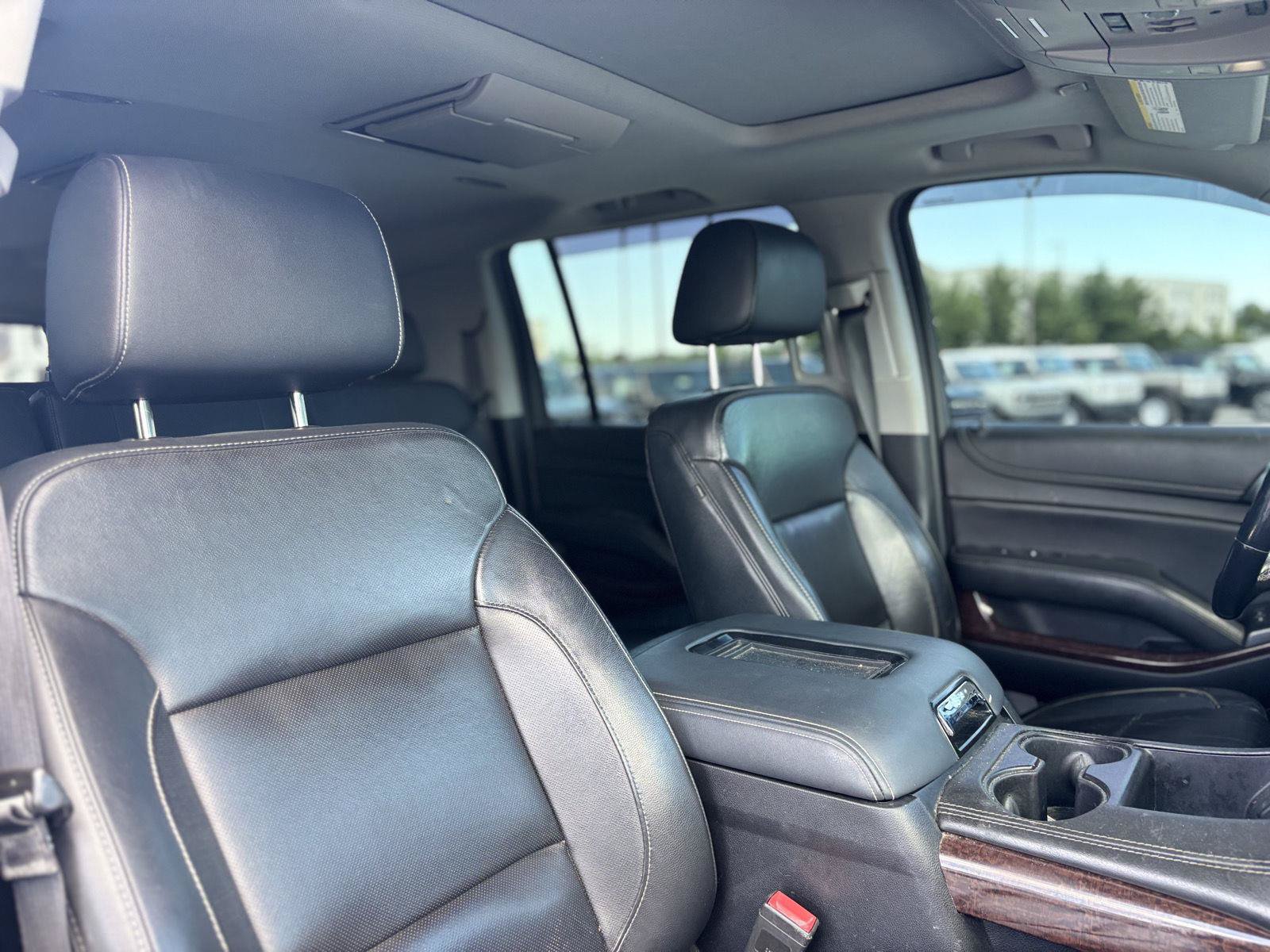 Used 2019 GMC Yukon XL SLT w/ Open Road Package AWD/4WD image 20