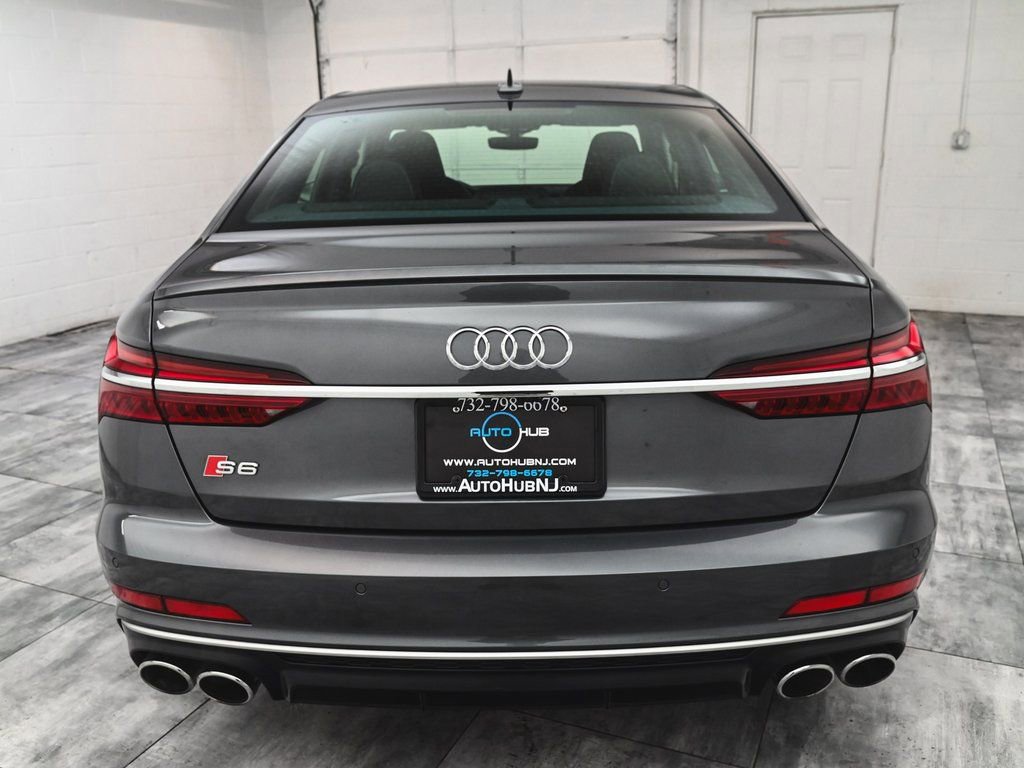Used 2022 Audi S6 Premium Plus image 5