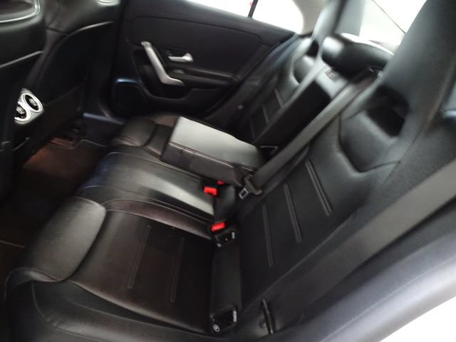Used 2020 Mercedes-Benz CLA 250 4MATIC image 4