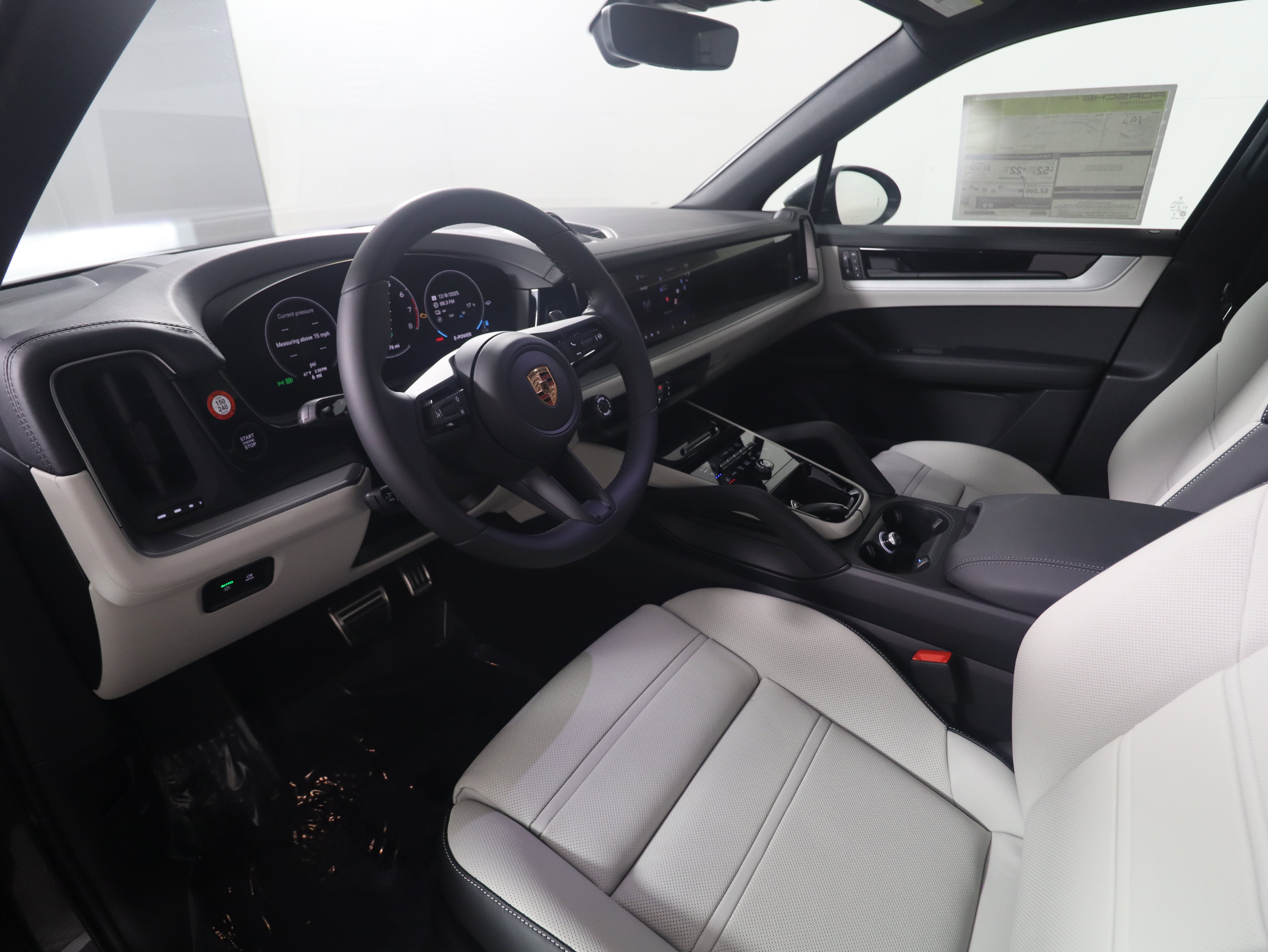 New 2026 Porsche Cayenne S image 5