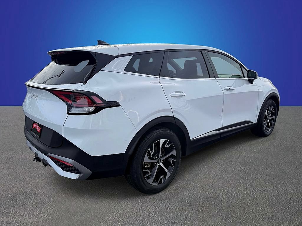 Used 2024 Kia Sportage EX FWD image 5