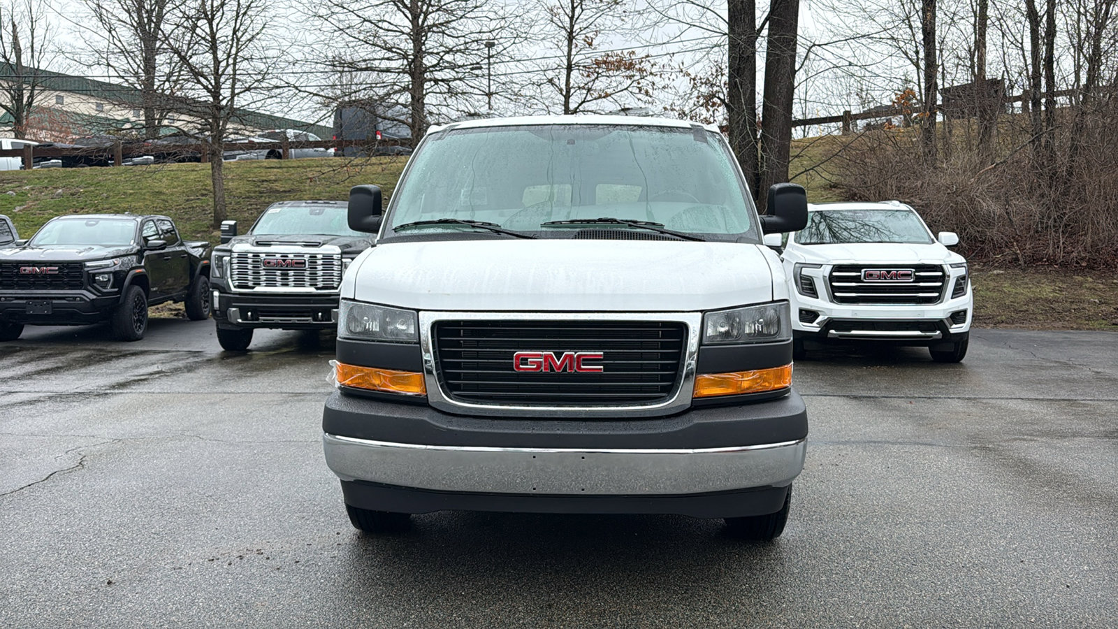 New 2026 GMC Savana 3500 Extended RWD image 3