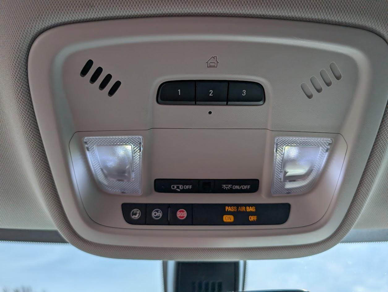 Used 2019 Chevrolet Traverse LT w/ LPO, Floor Liner Package image 39