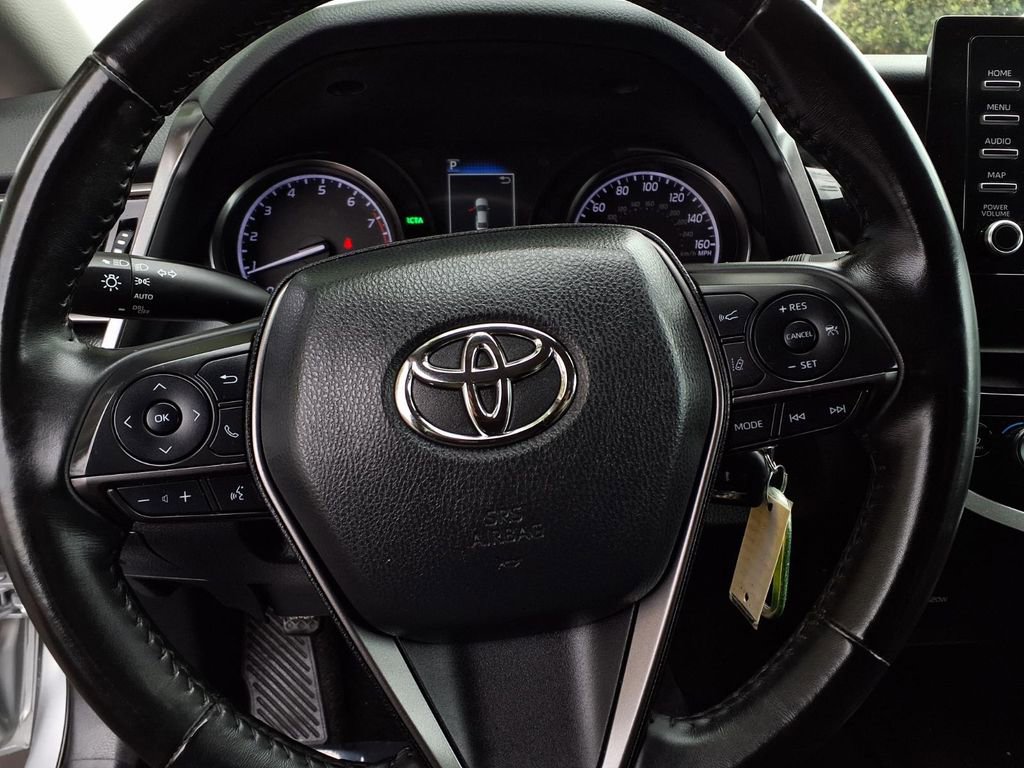 Used 2024 Toyota Camry SE FWD image 12