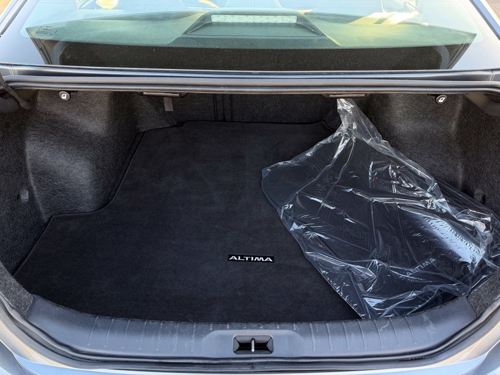 Certified 2025 Nissan Altima 2.5 SV FWD image 10