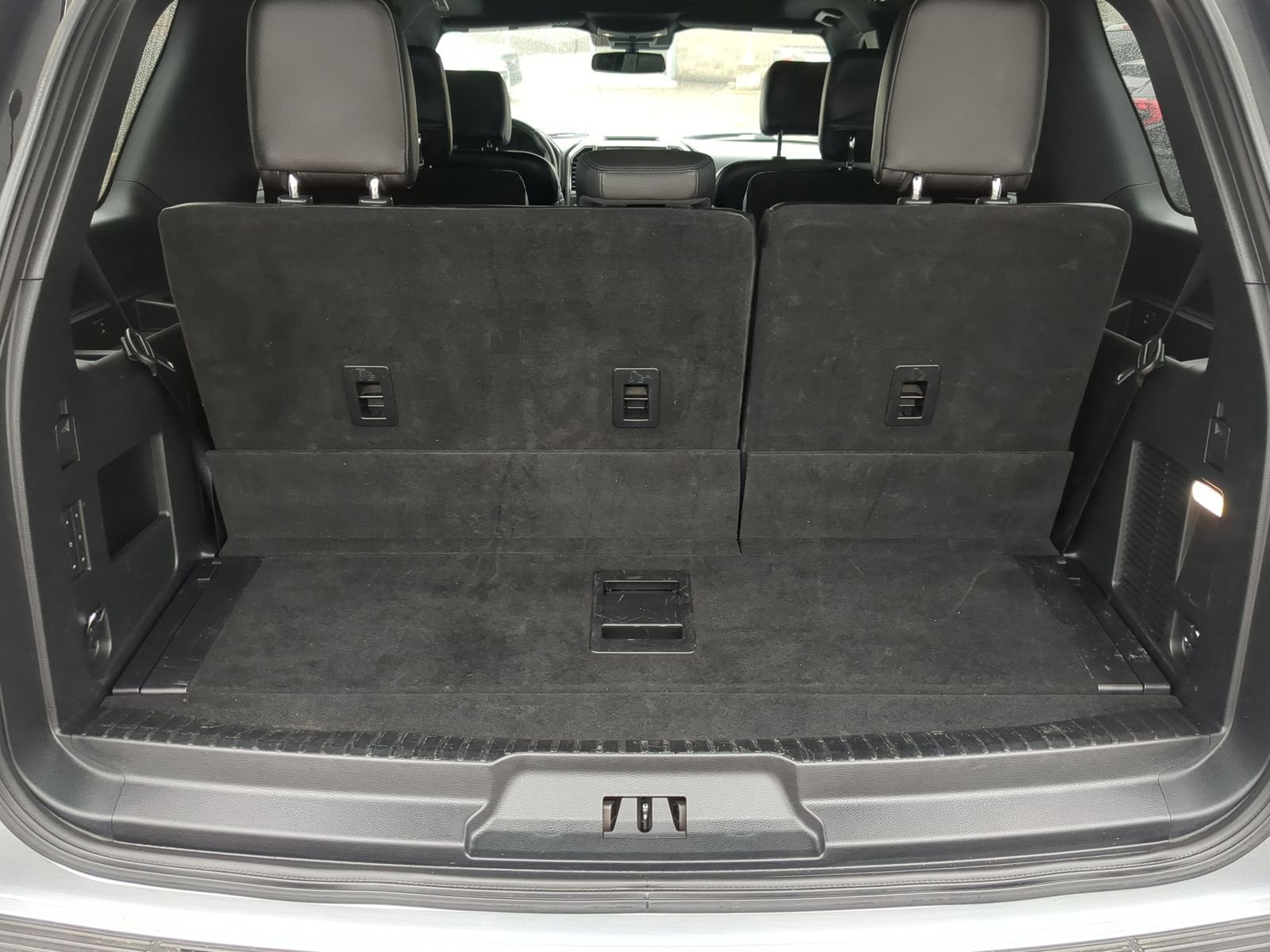 Used 2020 Ford Expedition XLT w/ Equipment Group 202A image 38