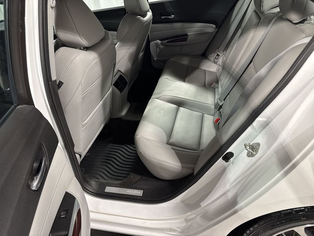 Used 2015 Acura TLX V6 image 30