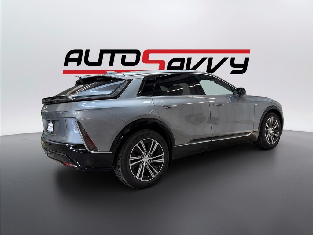 Used 2025 Cadillac Lyriq Luxury RWD image 5