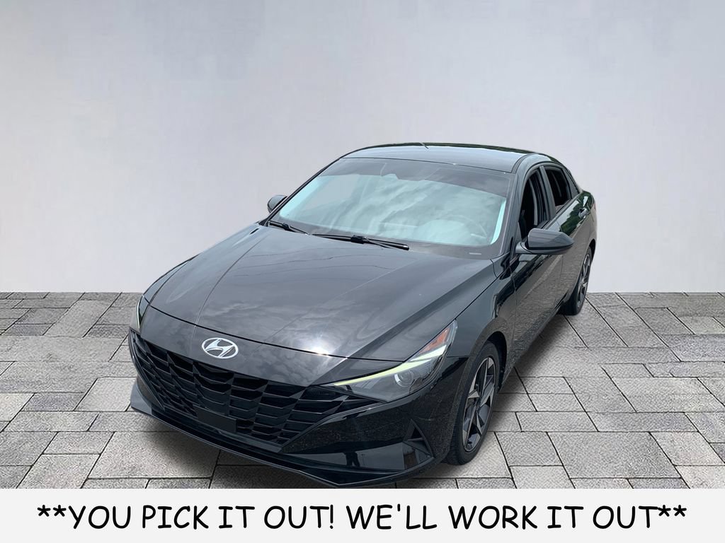 Used 2023 Hyundai Elantra SEL w/ Convenience Package FWD image 3