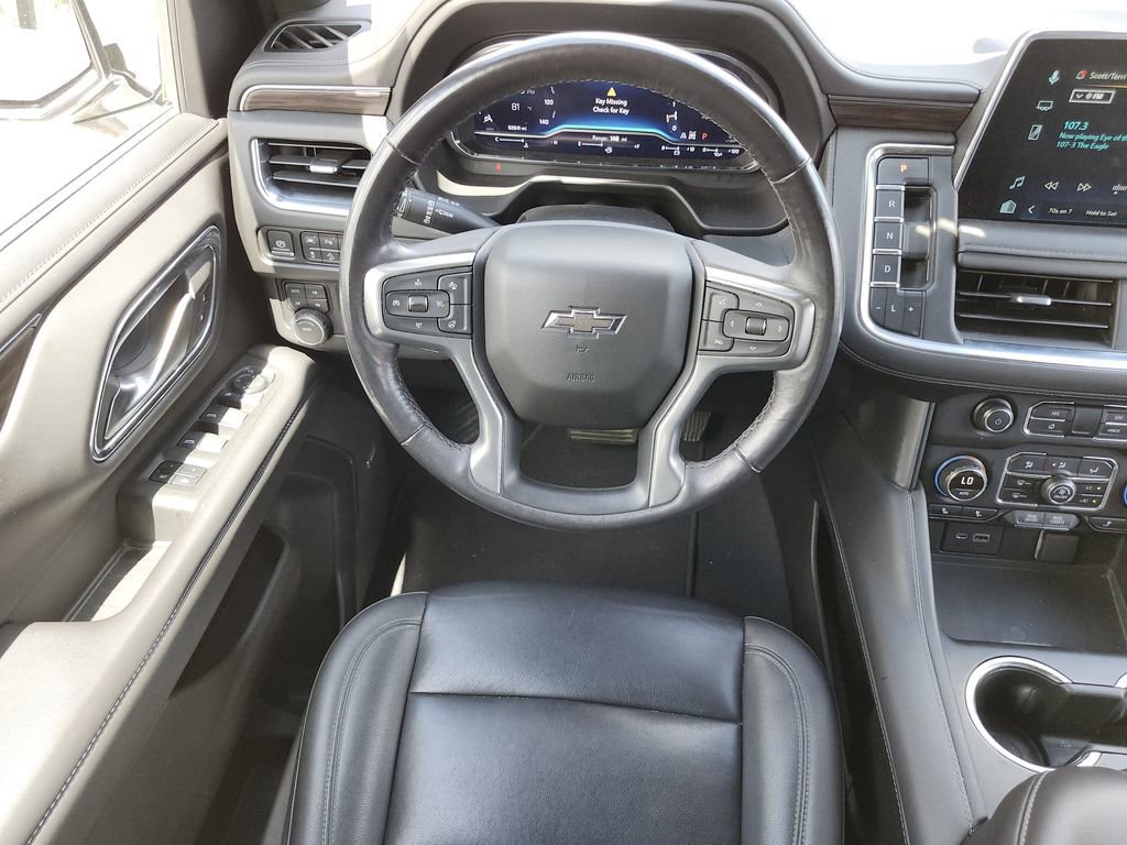Certified 2022 Chevrolet Tahoe Z71 w/ Luxury Package AWD/4WD image 12