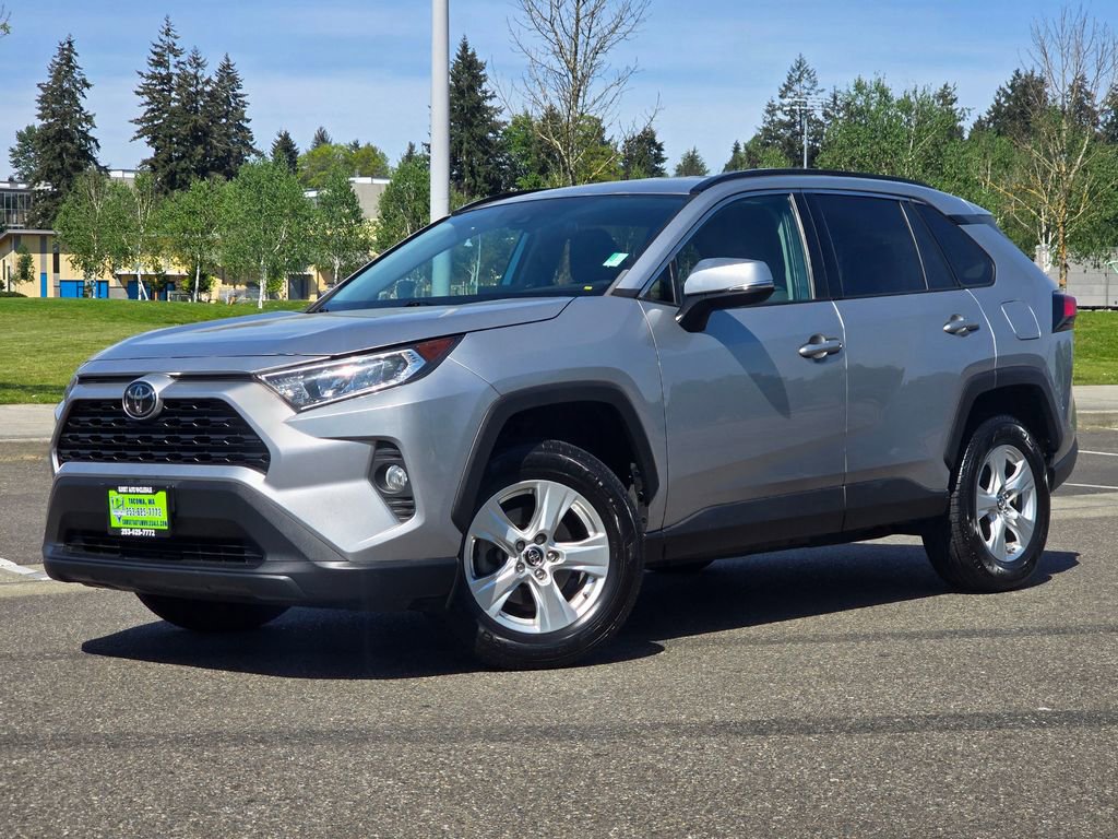 Used 2020 Toyota RAV4 XLE w/ Carpet Mat Package