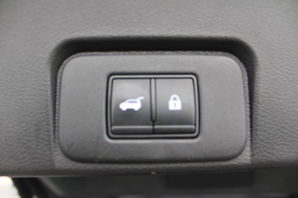 Used 2021 Nissan Rogue Platinum AWD/4WD image 33