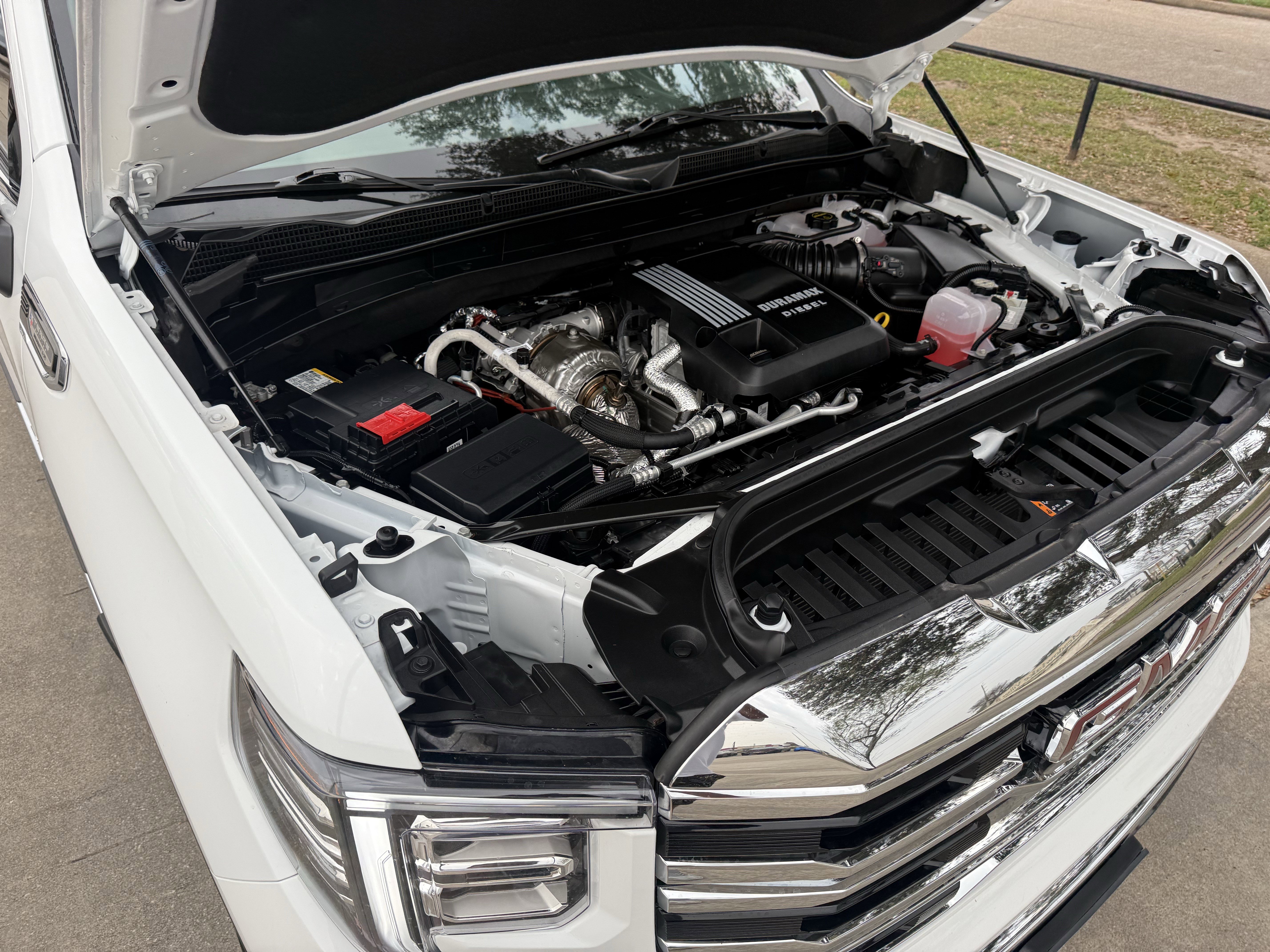 Used 2026 GMC Sierra 1500 SLT image 35