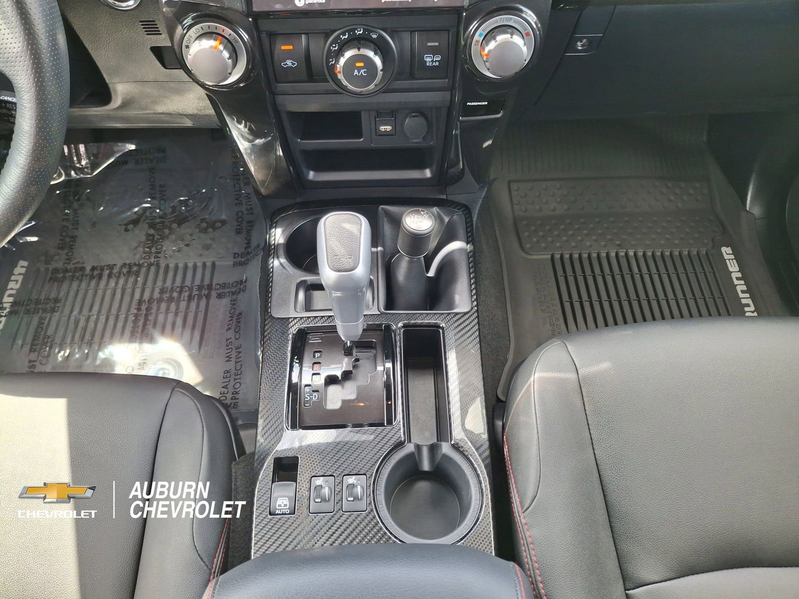 Used 2020 Toyota 4Runner TRD Off-Road Premium AWD/4WD image 12