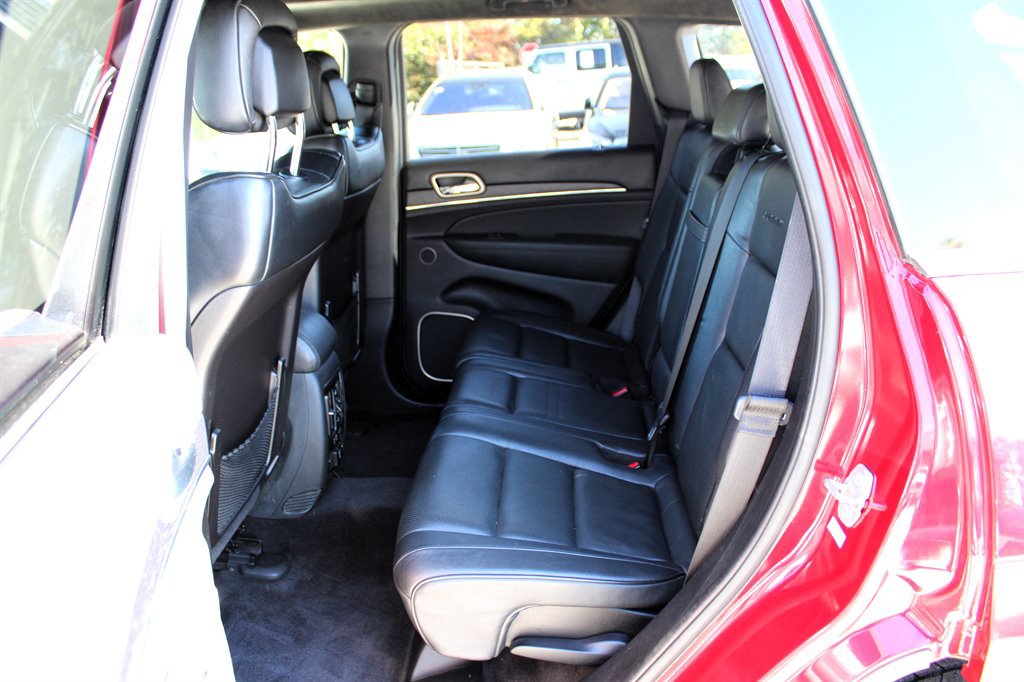 Used 2015 Jeep Grand Cherokee Summit w/ Platinum Series Group AWD/4WD image 21