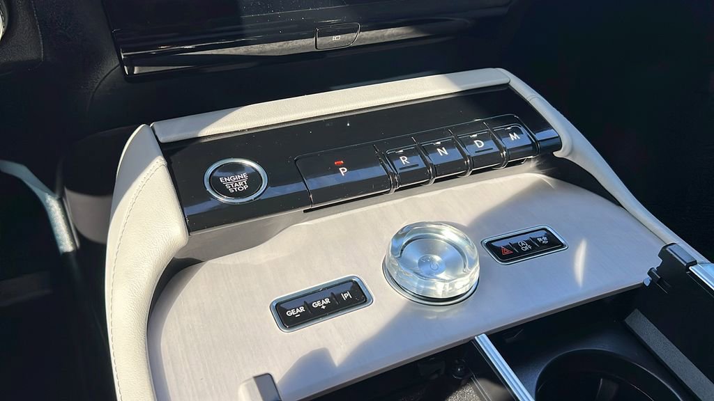 Certified 2025 Lincoln Navigator Reserve image 20