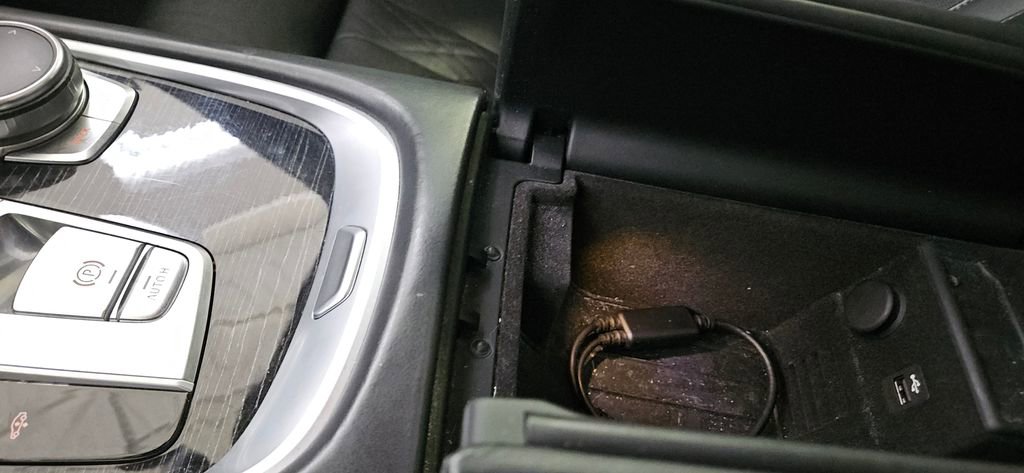 Used 2017 BMW 750i xDrive image 29